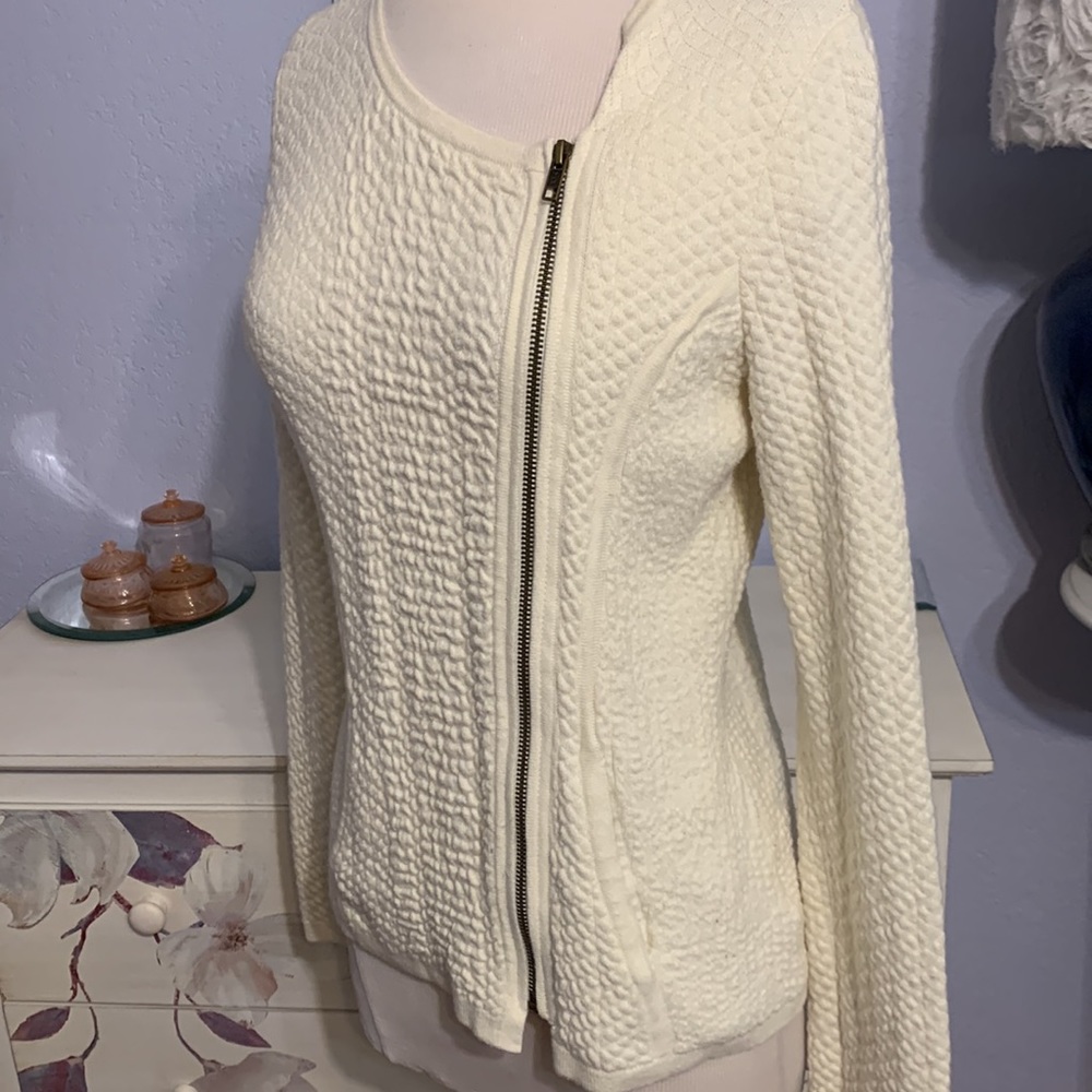 Anthropologie Angel of the North